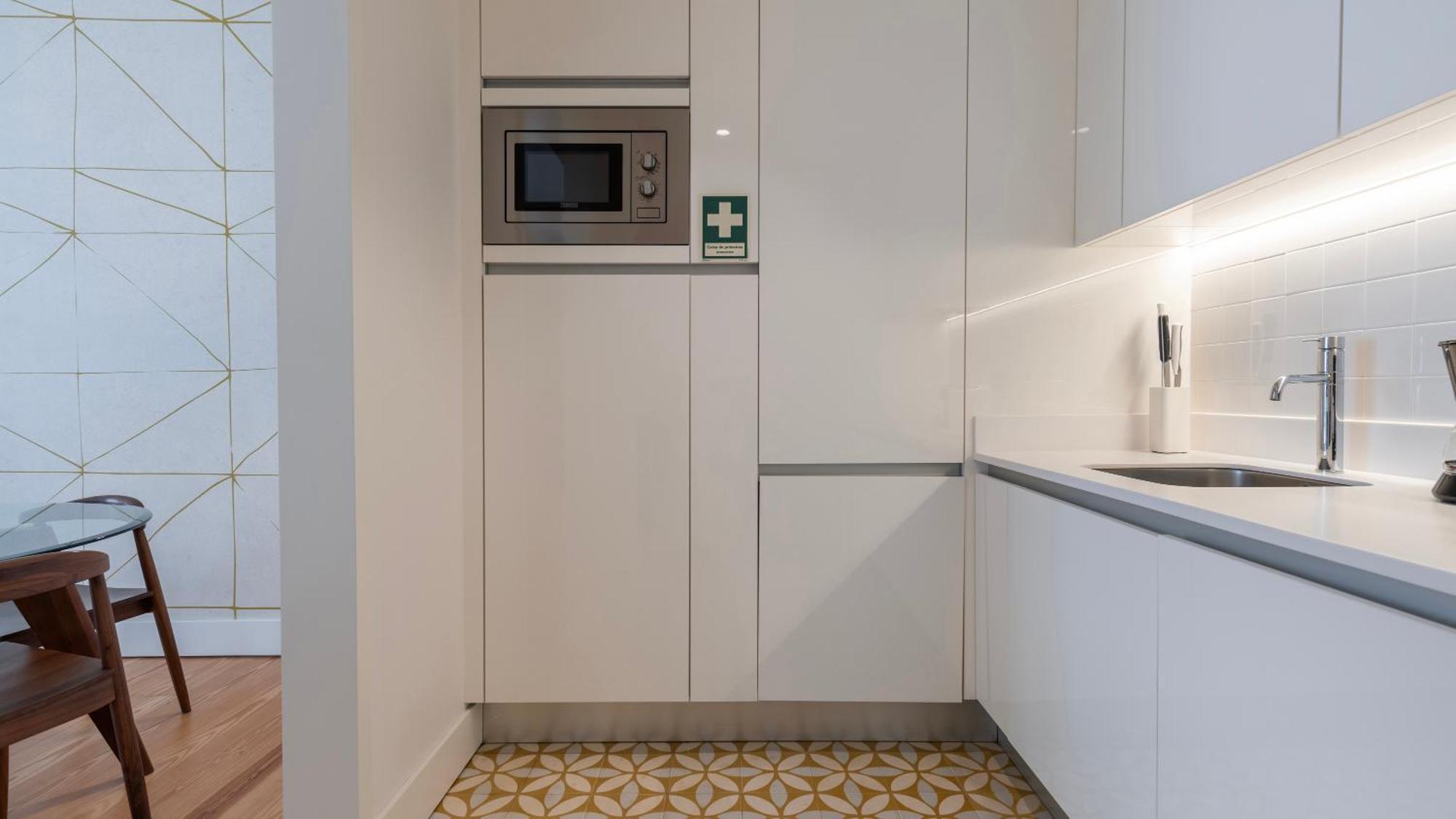 Downtown Sleek Apartment By Lovelystay Lizbona Zewnętrze zdjęcie